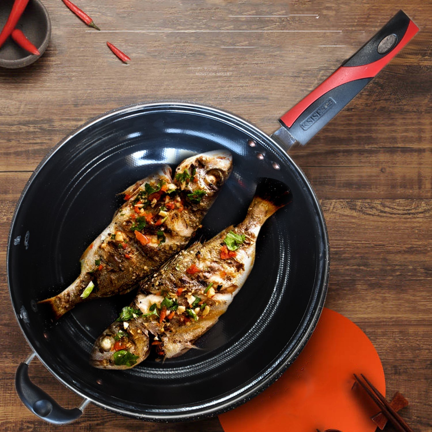 Fry pan with a sleek design and sturdy base