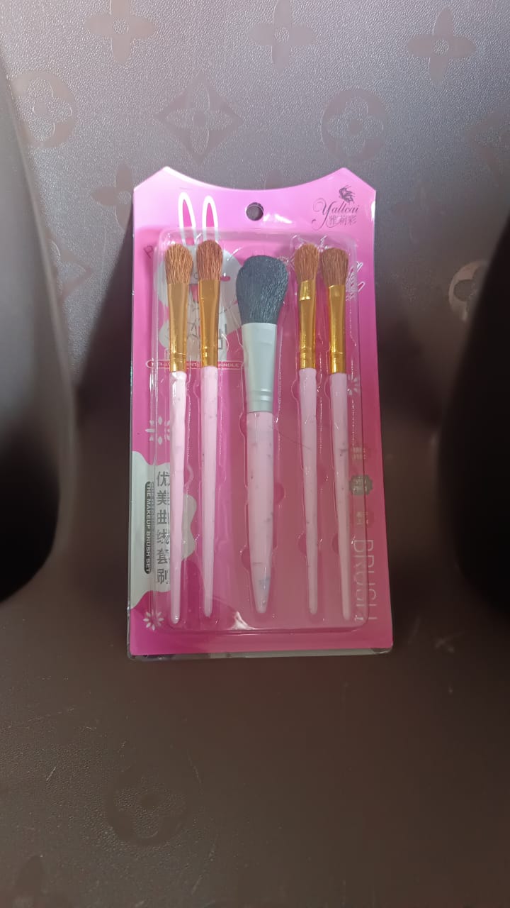 5pc Makeup Brush tools kit (5 Pcs Set / Mix Color)