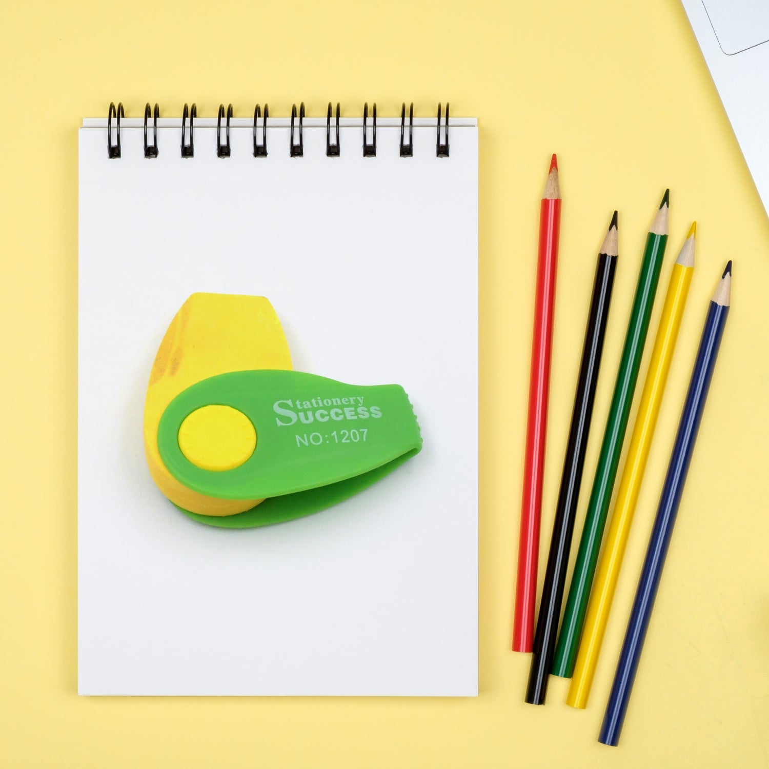 Dust-free kids' eraser for fun and creative learning