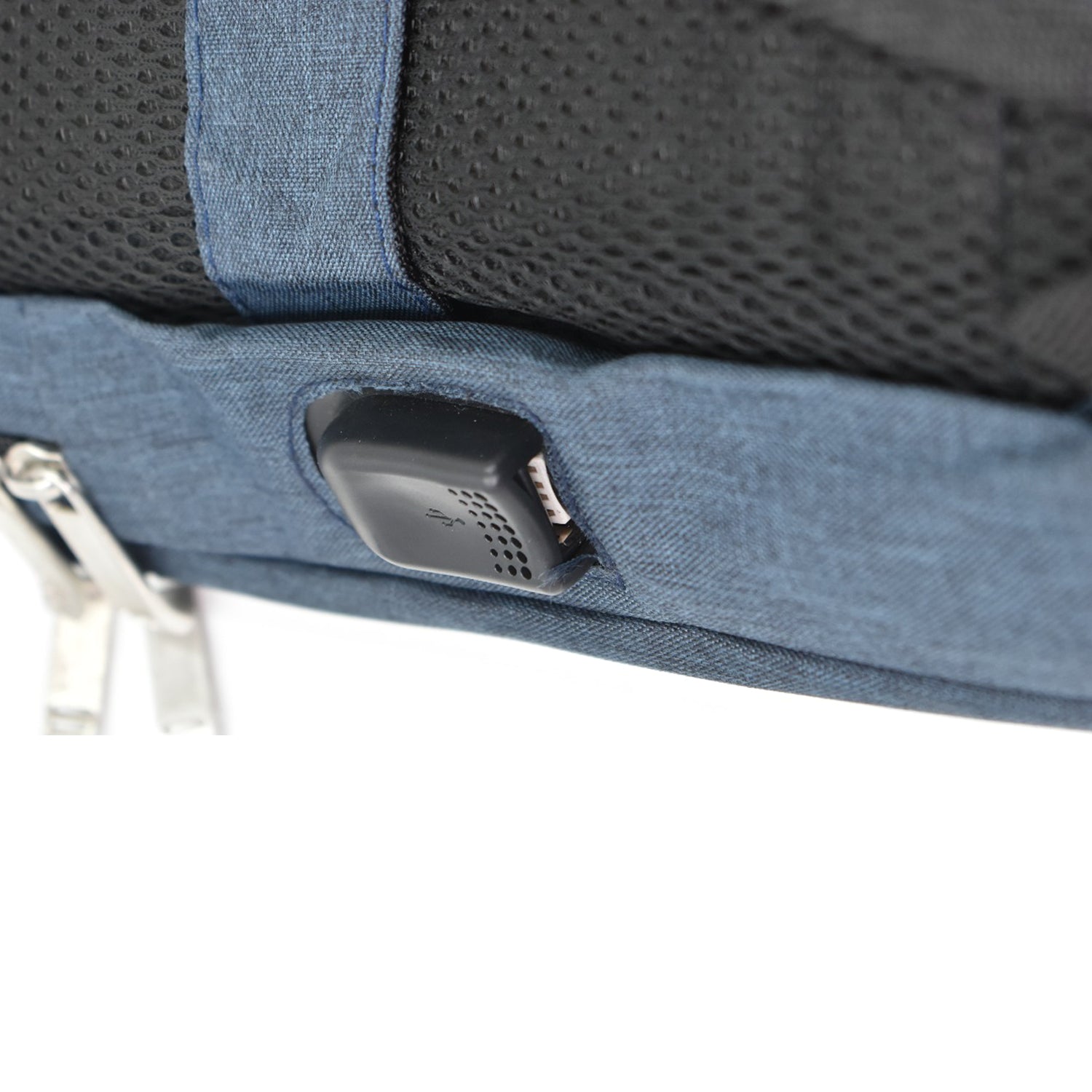 Detailed view of USB point in laptop bag.