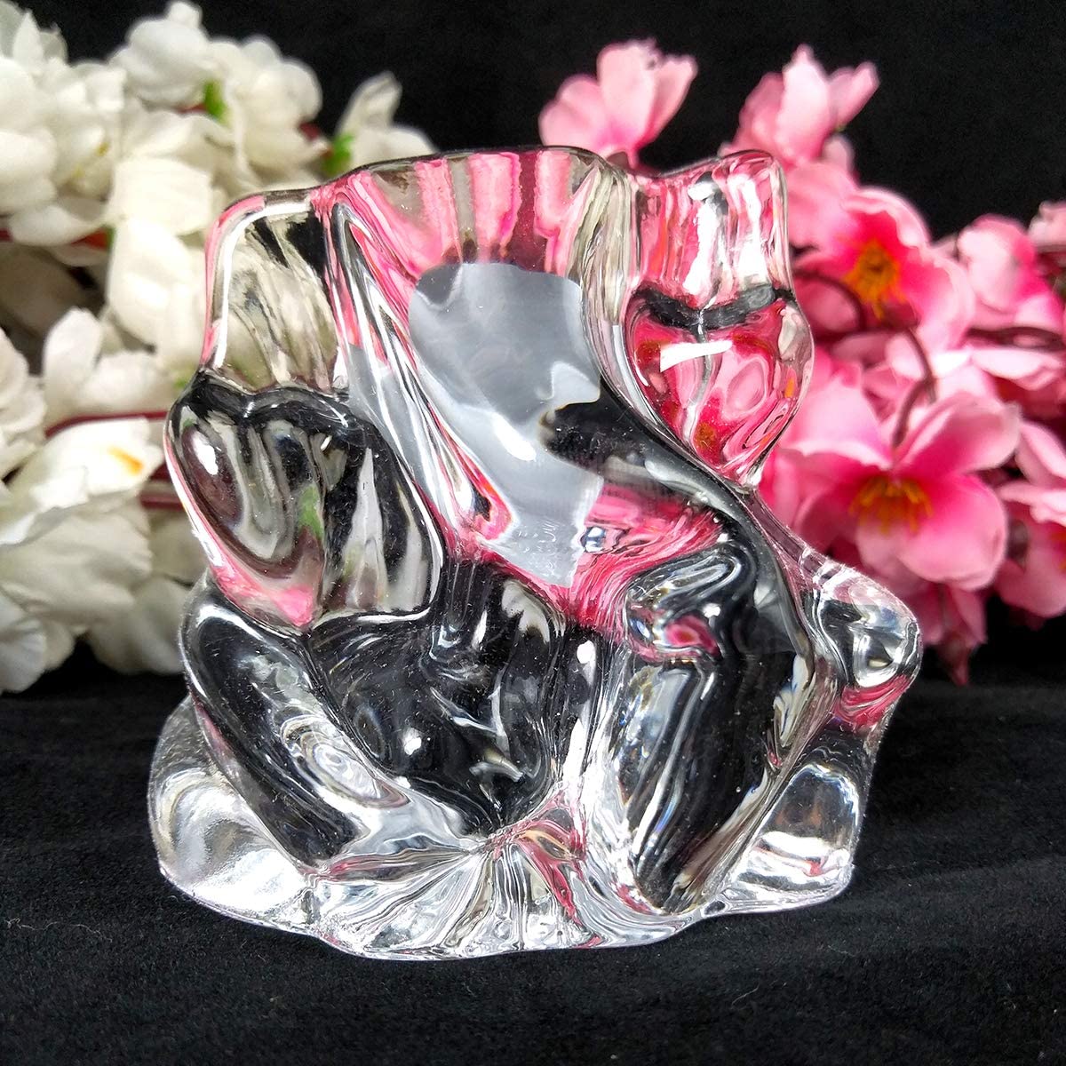 Artistic crystal glass Ganesha idol for decoration and worship