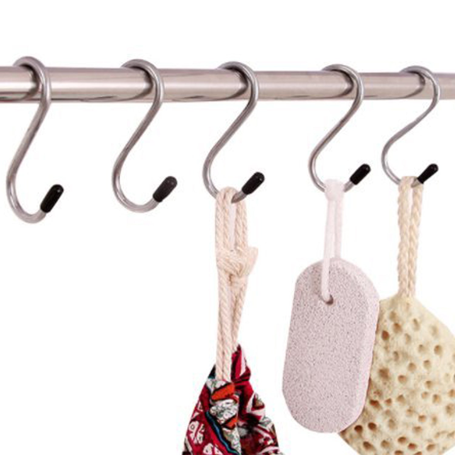 Easy-to-use hanging hooks for different uses.