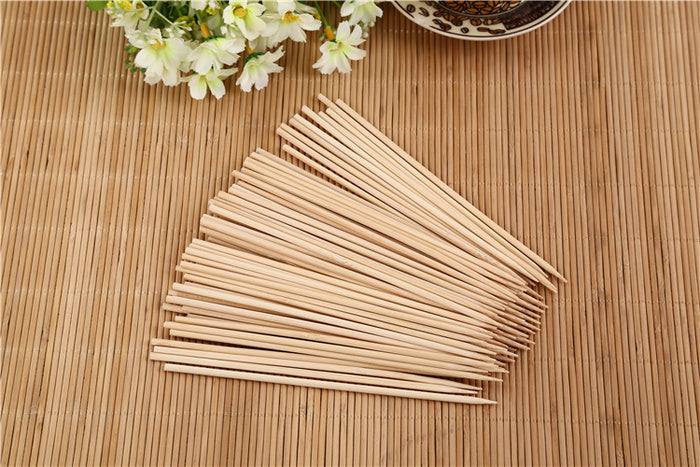 Natural Bamboo Wooden Skewers / BBQ Sticks for Barbeque and Grilling