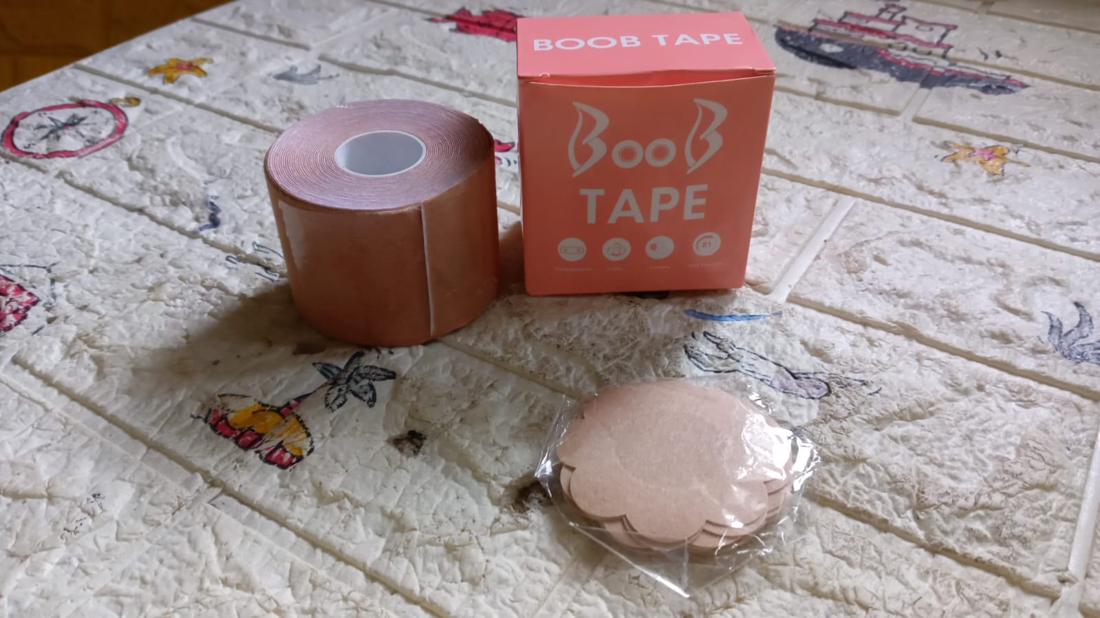 Boob Tape with Nipple Covers: Cotton, Breathable, Lift & Support (5m, 10 Pairs)