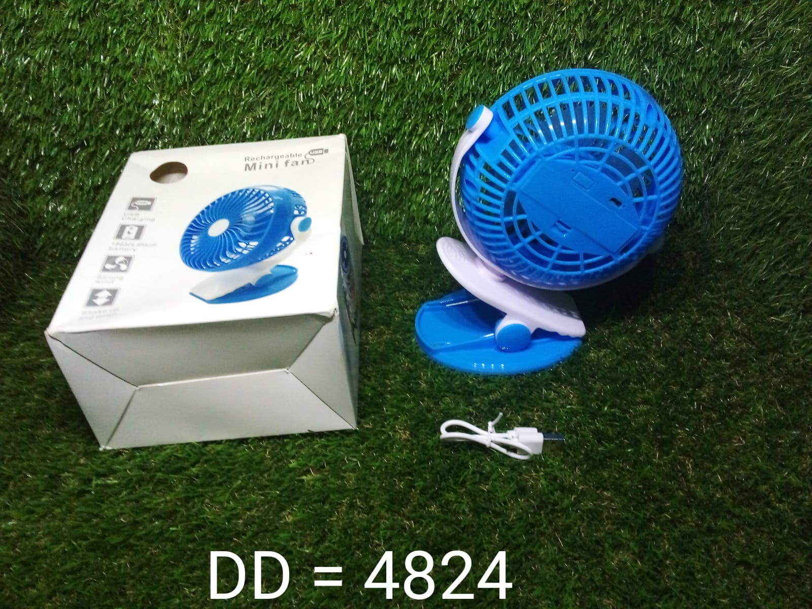 USB clip fan for personal cooling, compact and portable for summer use