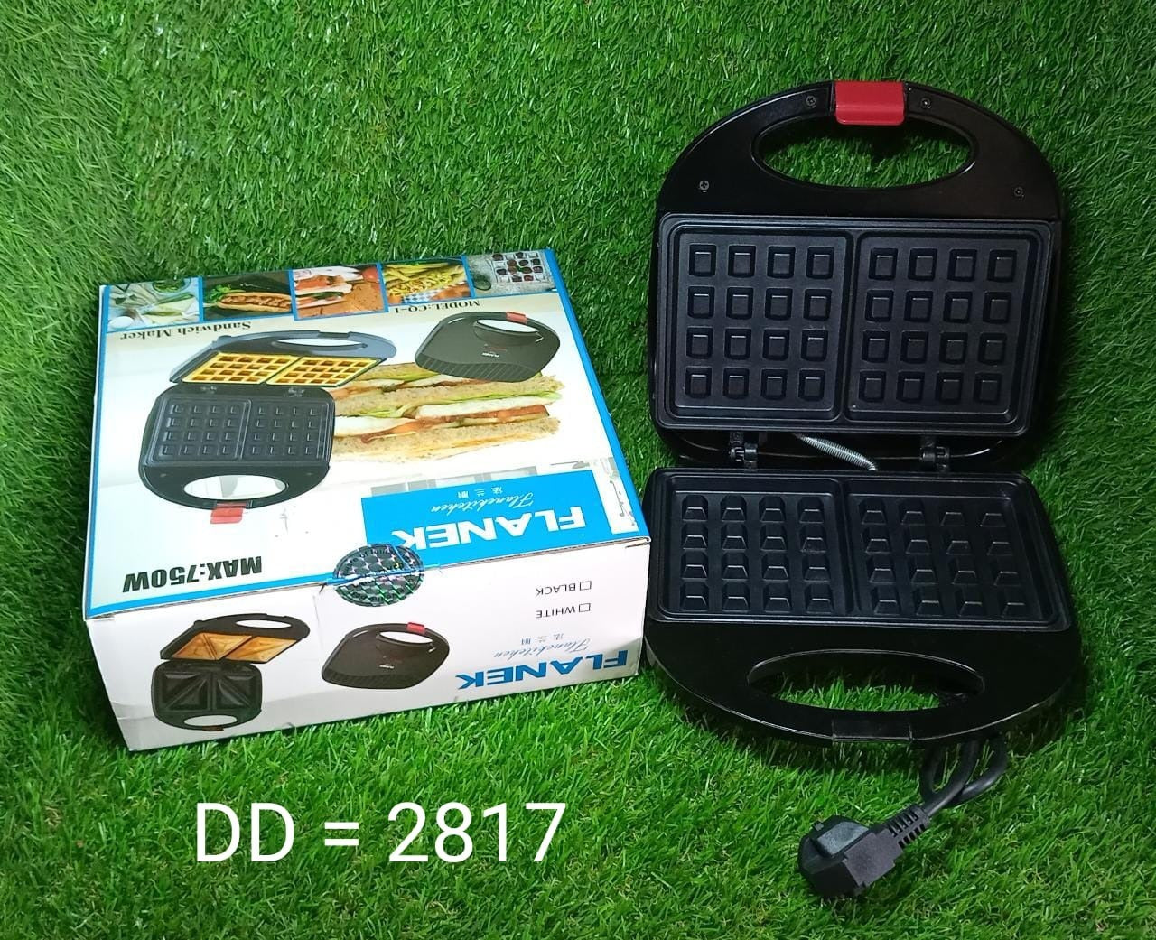 Waffle maker with non-stick plates, makes 2 square waffles, easy to use